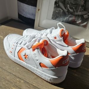 NWOB converse as1 sneakers women 8
